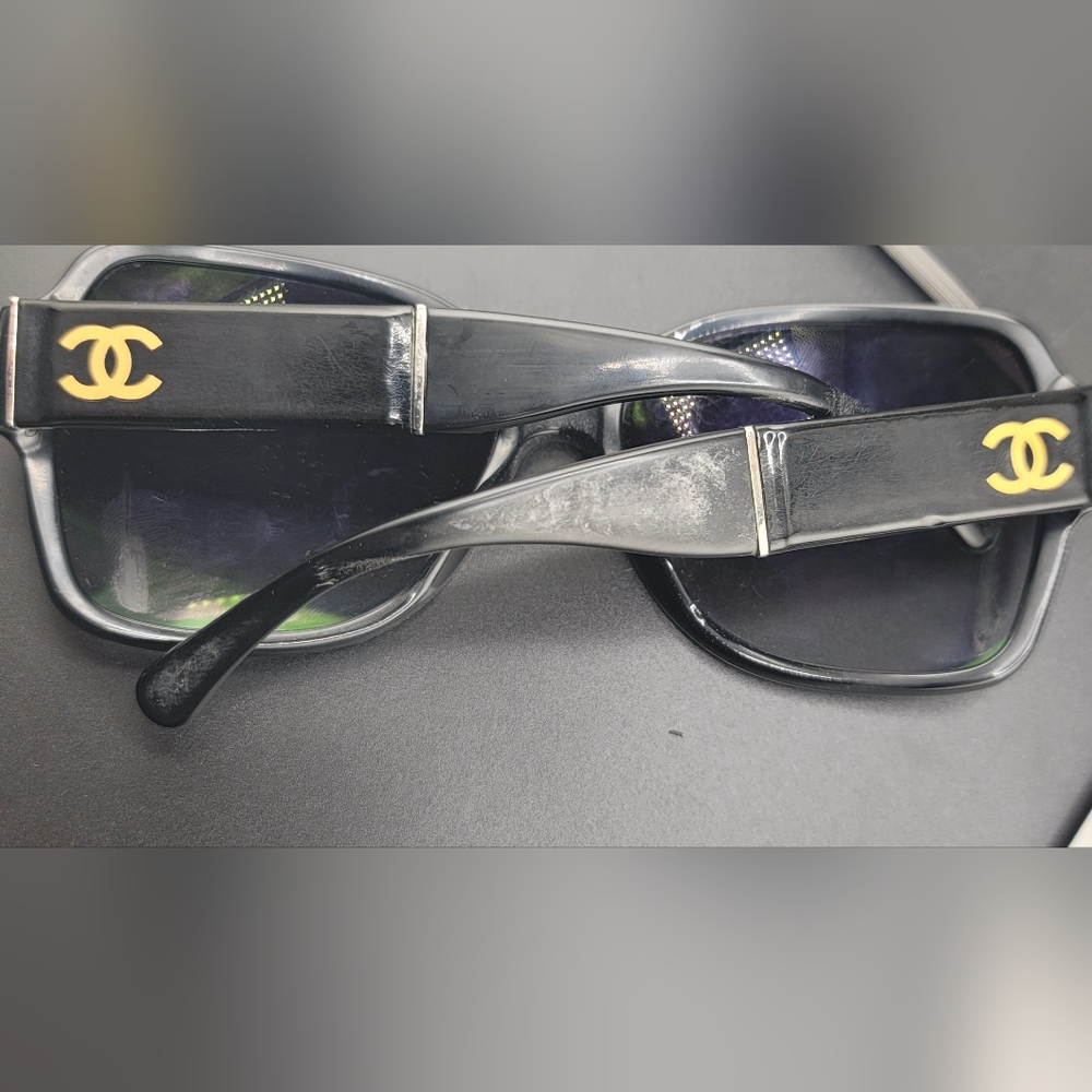 Vintage Chanel Tortoise Sunglasses With Box And Cleaning Wipe (New) - Picture 8 of 14